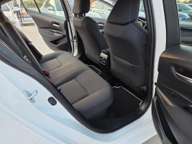 Toyota Corolla  8 HYBRID A/T 122кс, снимка 10