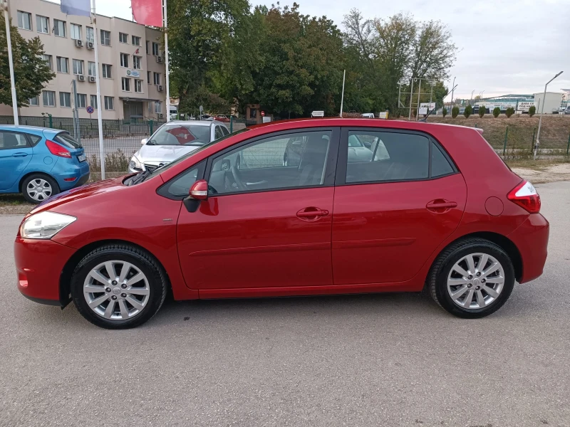 Toyota Auris 1.6i-132кс-ШВЕЙЦАРИЯ-РЪЧКА-6ск-FACELIFT, снимка 6 - Автомобили и джипове - 47307419