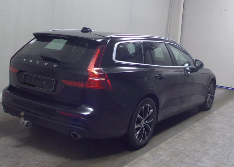 Volvo V60 D4 Digital LED Теглич ЛИЗИНГ, снимка 3 - Автомобили и джипове - 47433599