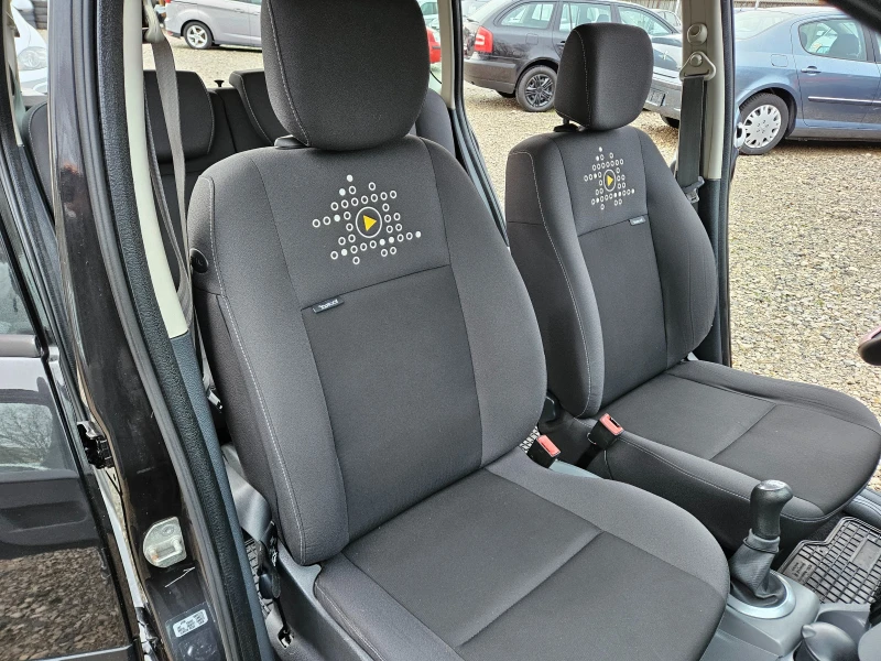 Renault Modus 1.2 бензин 75кс, снимка 13 - Автомобили и джипове - 48297770