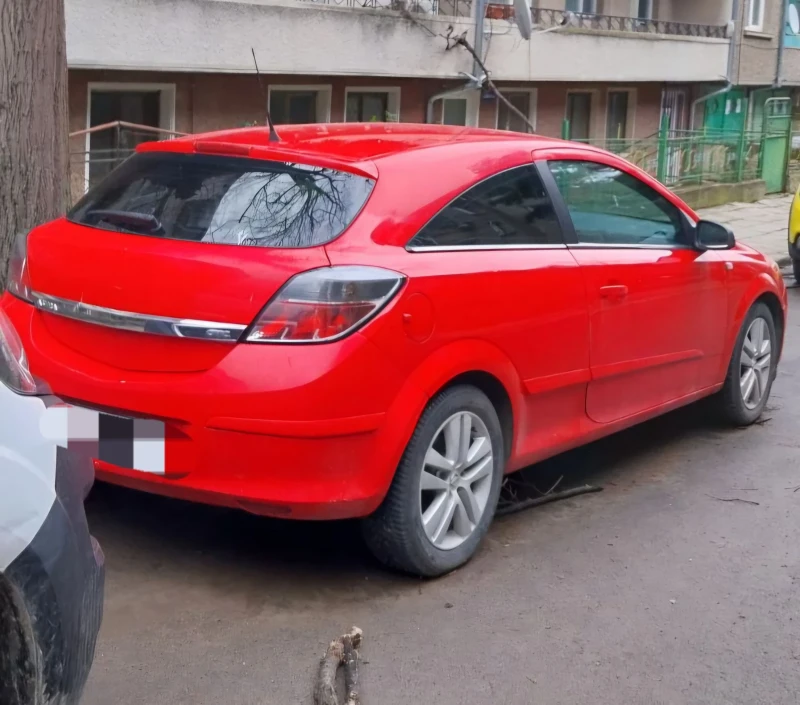 Opel Astra GTC 1.6 116 к.с., снимка 3 - Автомобили и джипове - 48823031