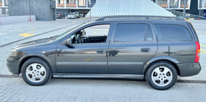 Opel Astra Бензин/ГАЗ, снимка 3 - Автомобили и джипове - 49319604