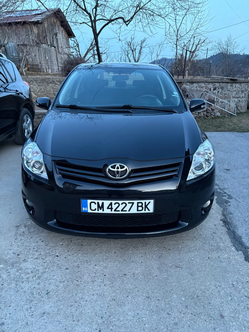 Toyota Auris 2.0 126, снимка 1 - Автомобили и джипове - 49601000