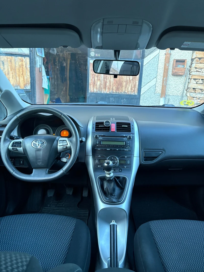 Toyota Auris 2.0 126, снимка 6 - Автомобили и джипове - 49601000