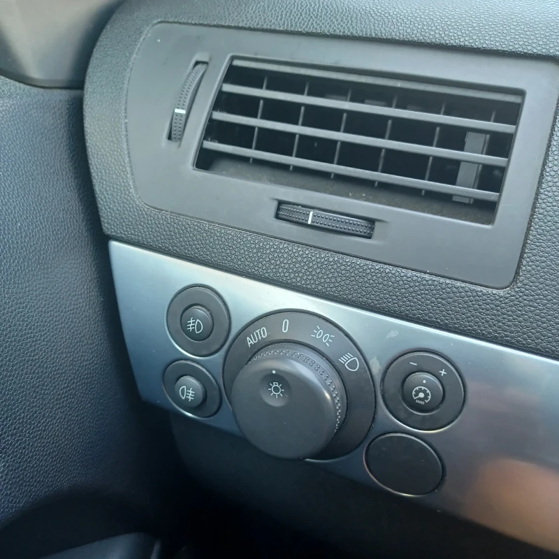 Opel Astra Кабриолет , снимка 10 - Автомобили и джипове - 52529291