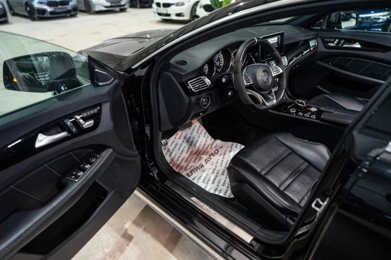 Mercedes-Benz CLS 63 AMG V8 BITURBO FACELIFT DISTRONIC H&K ЛИЗИНГ 100%, снимка 11 - Автомобили и джипове - 53247318