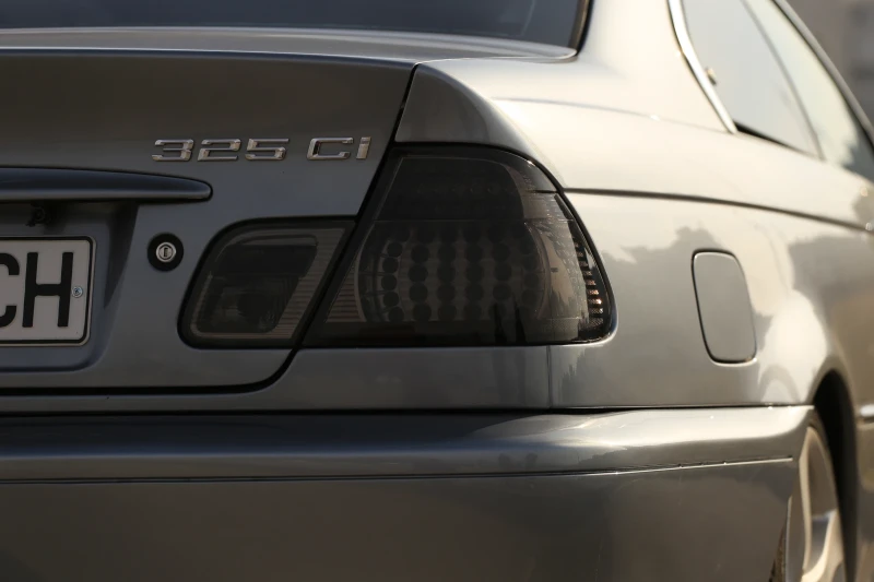 BMW 325, снимка 7 - Автомобили и джипове - 53310564