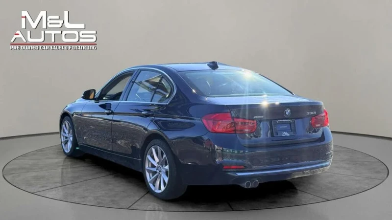 BMW 330 2017 BMW 330I xdrive* АвтоКредит* (Цена до БГ) , снимка 2 - Автомобили и джипове - 53374564