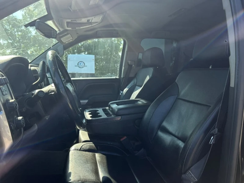 Chevrolet Silverado * АВТО КРЕДИТ* ЦЕНА ДО БГ * СЕРВИЗНА ИСТОРИЯ * , снимка 13 - Автомобили и джипове - 53499283