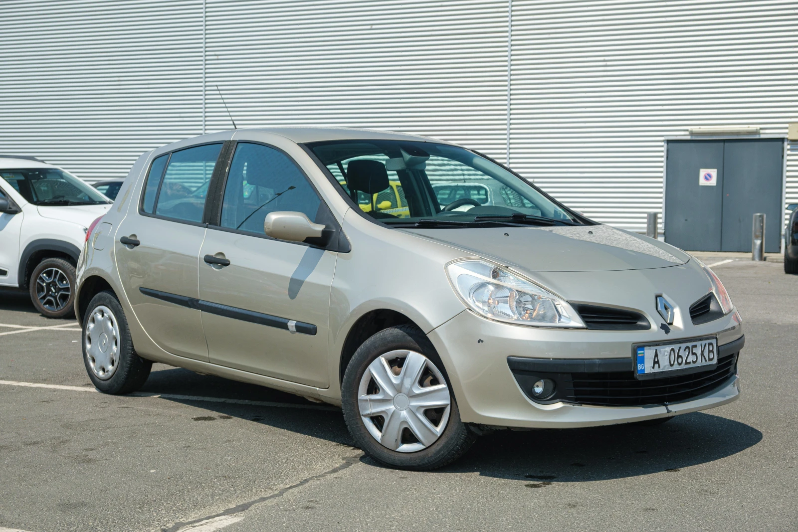 Renault Clio | Mobile.bg   1
