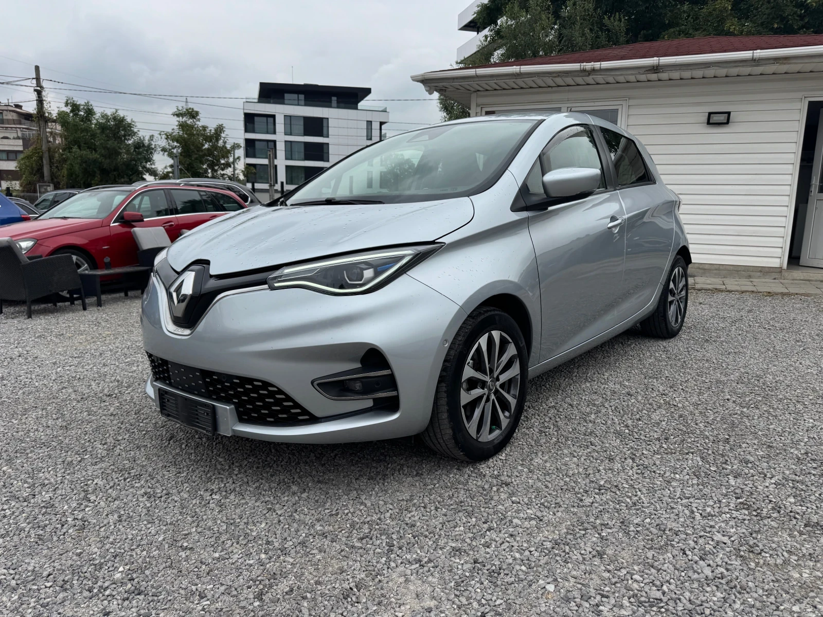 Renault Zoe 400км* 52КВЧ* КОЖА* NAVI* LED* KEYLESS* 6.2022г | Mobile.bg — изображение 16