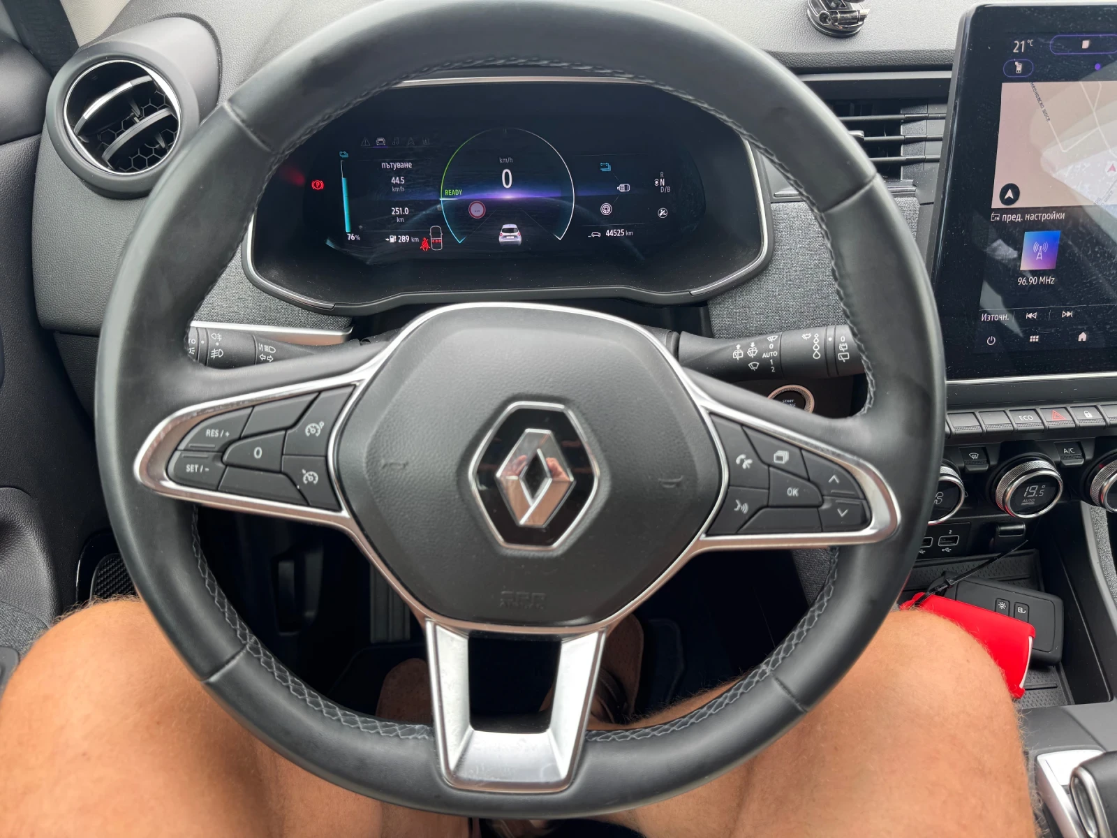 Renault Zoe 400км* 52КВЧ* КОЖА* NAVI* LED* KEYLESS* 6.2022г - изображение 5