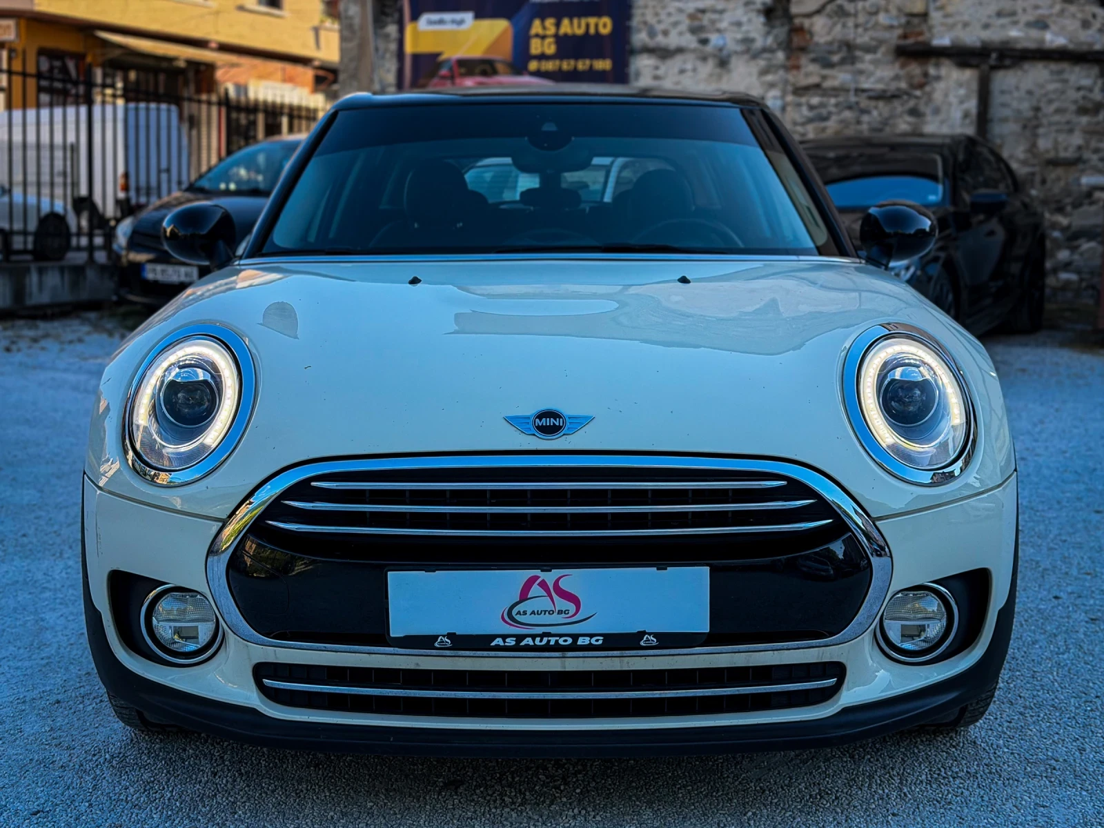 Mini Clubman 2.0D* РЯДКА КОЖА/РЕКАРО* AUTOMATIC* TOP PREMIUM, снимка 2 - Автомобили и джипове - 53347679