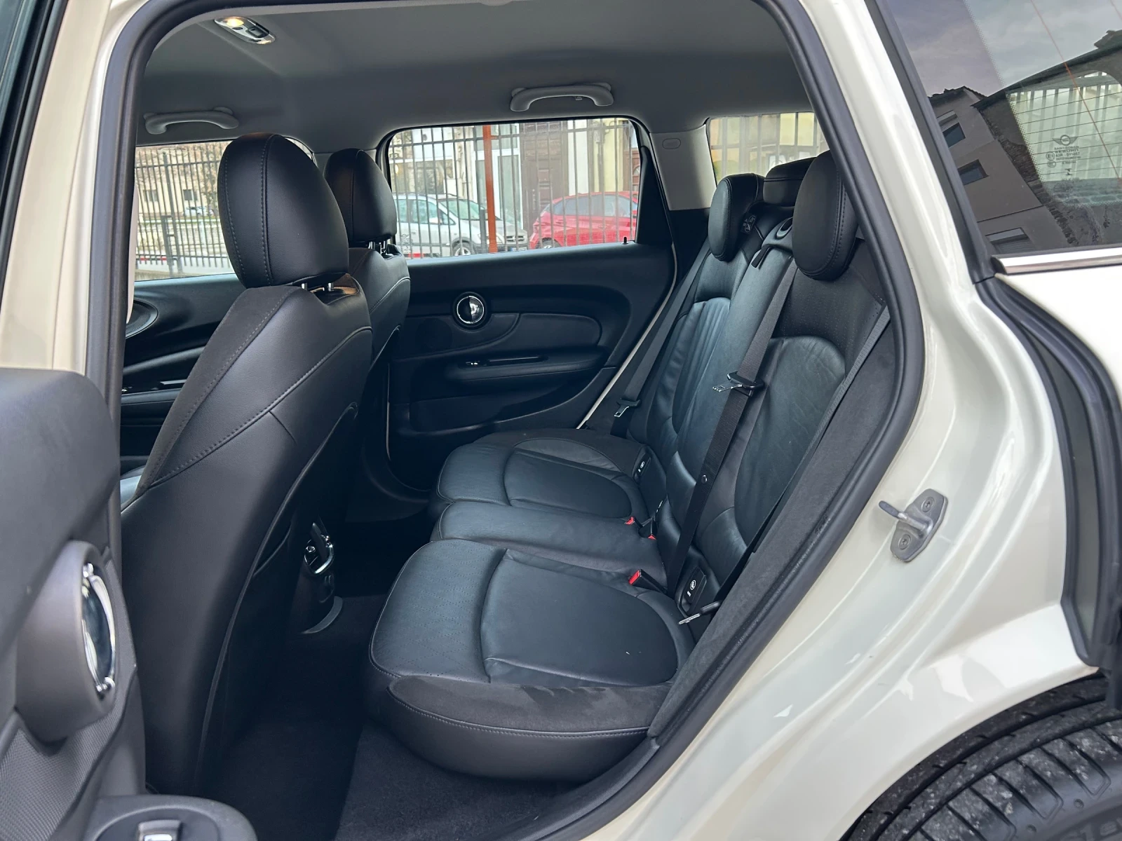 Mini Clubman 2.0D * АВТОМАТ * НАВИГАЦИЯ * КОЖА/РЕКАРО * УНИКАТ - изображение 10