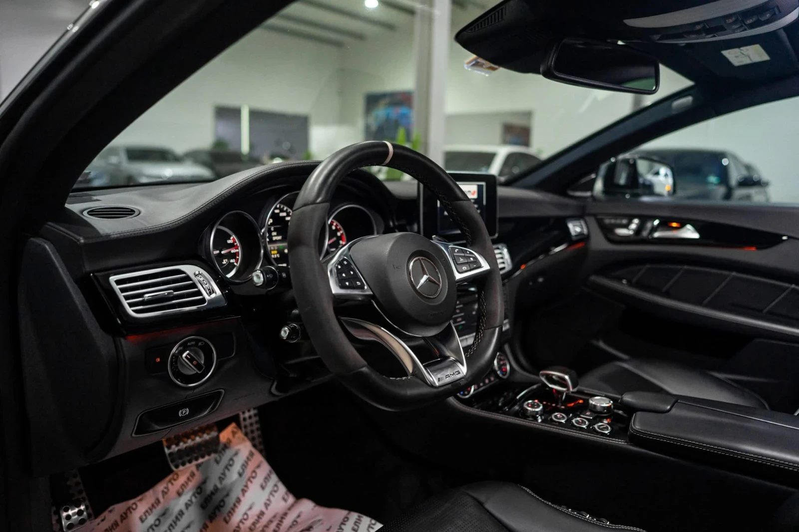 Mercedes-Benz CLS 63 AMG V8 BITURBO FACELIFT DISTRONIC H&K ������ 100% | Mobile.bg � ����������� 12