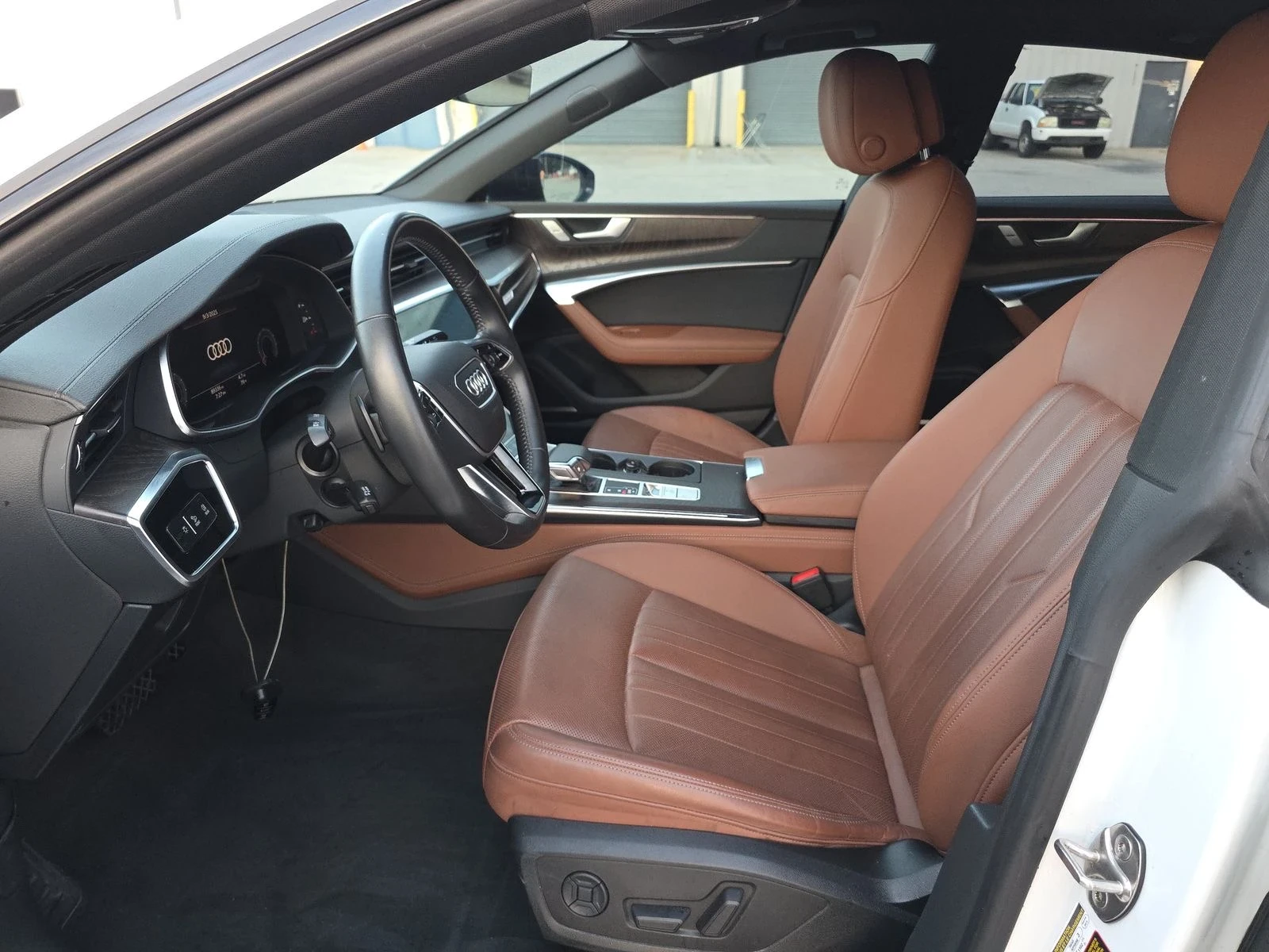 Audi A7 3.0T Prestige - изображение 8