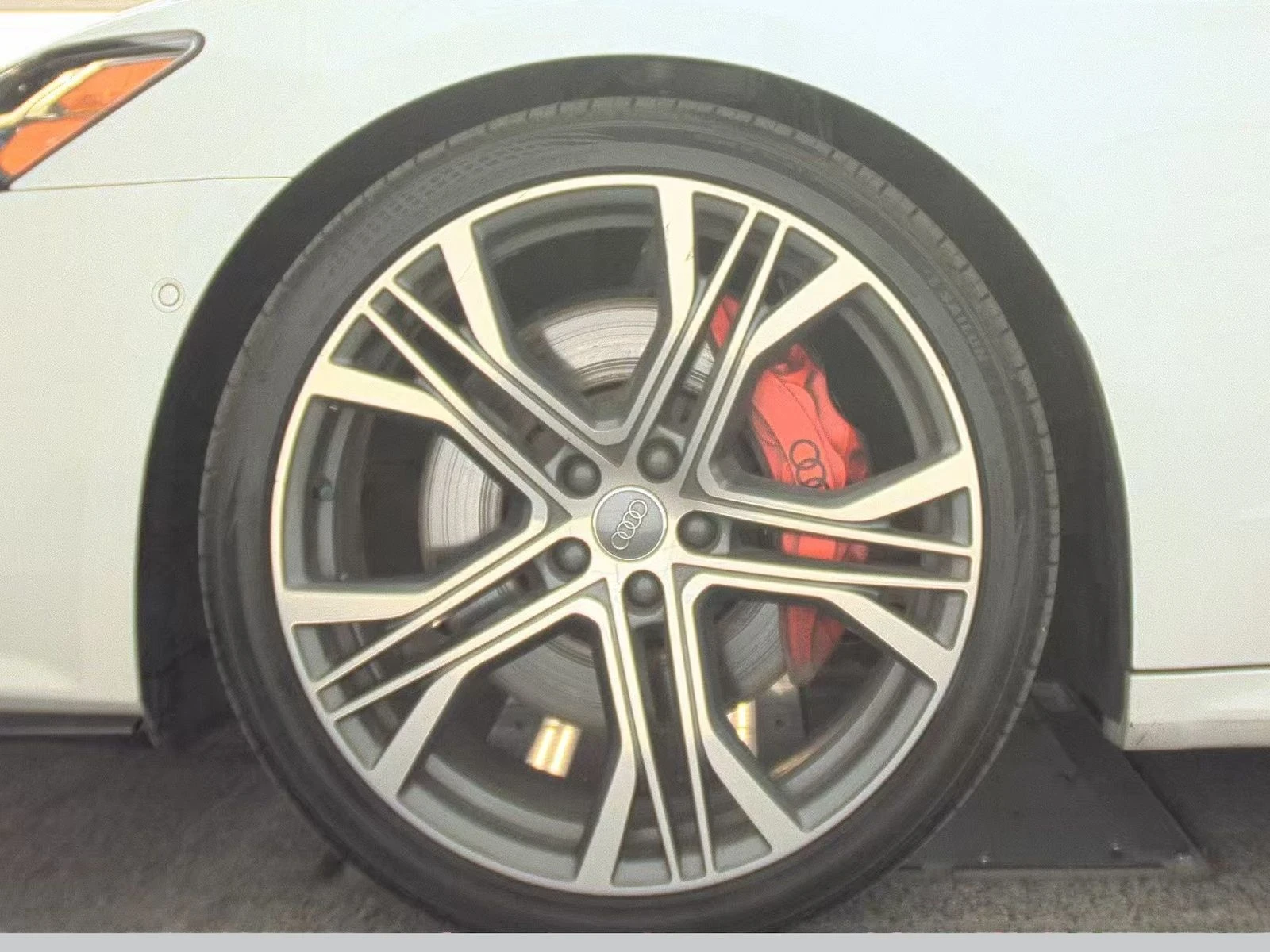 Audi A7 3.0T Prestige - изображение 7