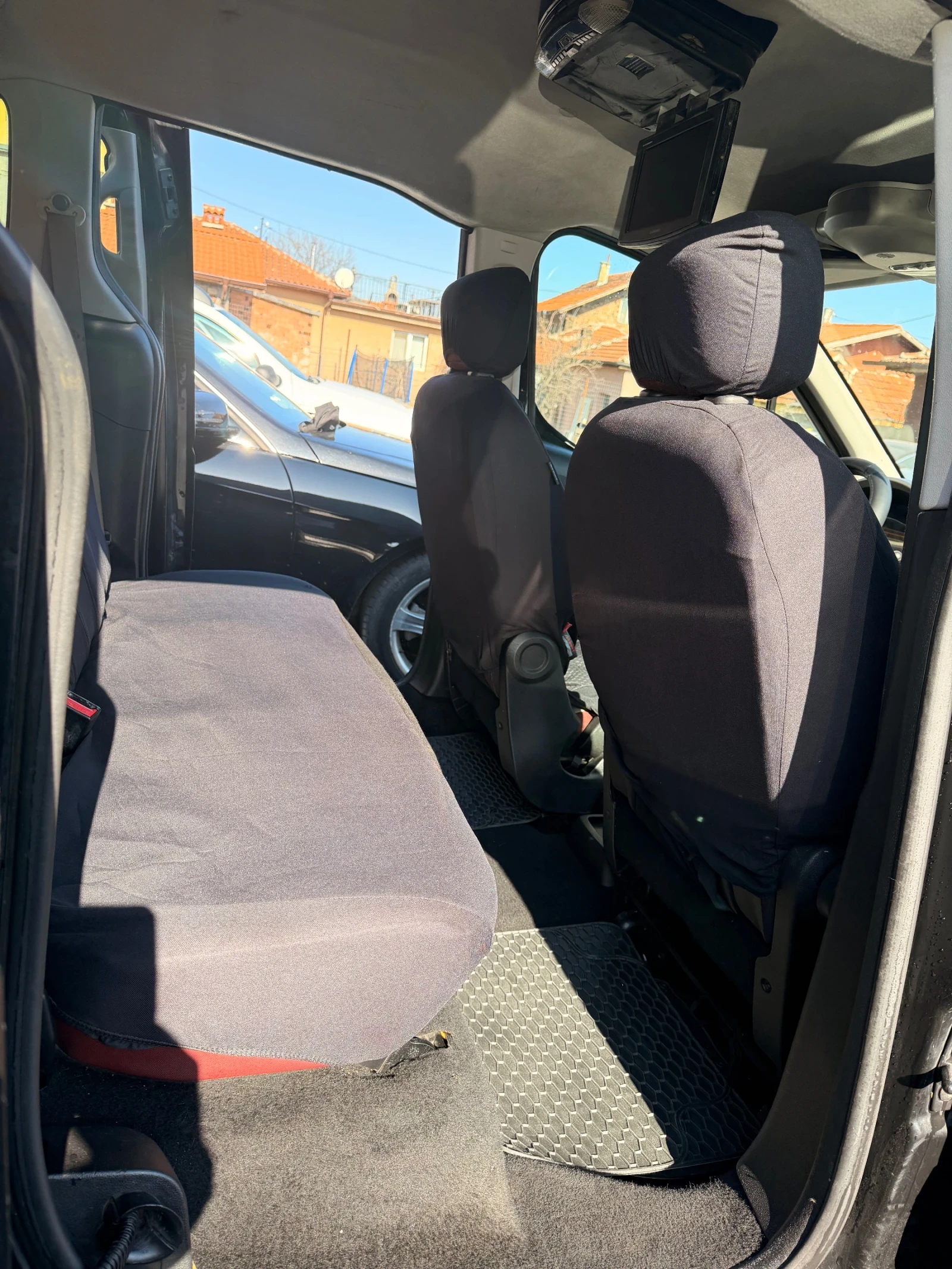 Citroen Berlingo 1.6 HDI, снимка 9 - Автомобили и джипове - 53765859