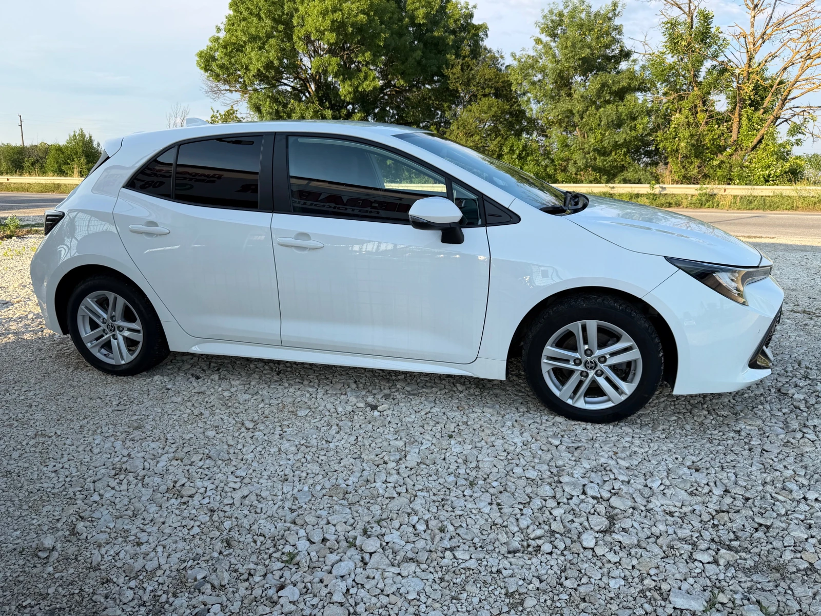 Toyota Corolla 1.2Ti 16v/116p.s-Facelift/Navi-Digital-41560km!!!, снимка 8 - Автомобили и джипове - 54017759