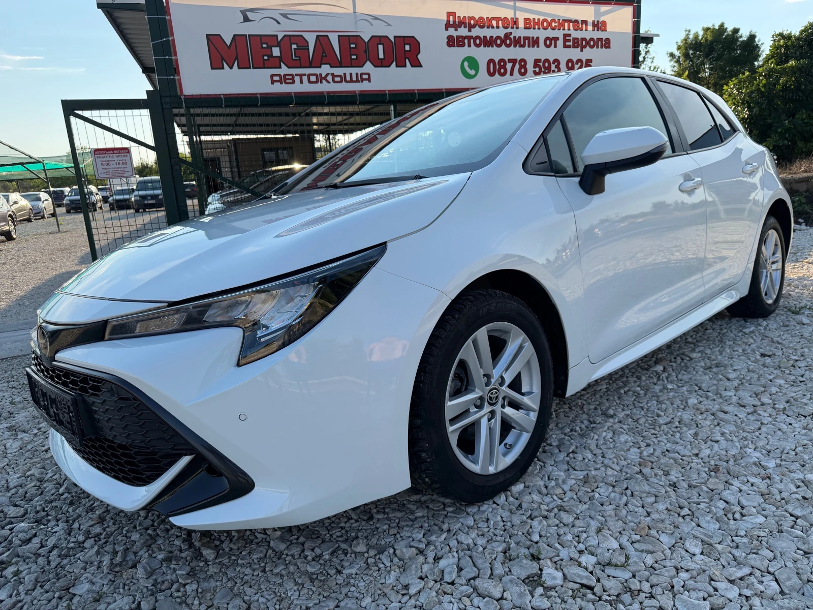 Toyota Corolla 1.2Ti 16v/116p.s-Facelift/Navi-Digital-41560km!!!