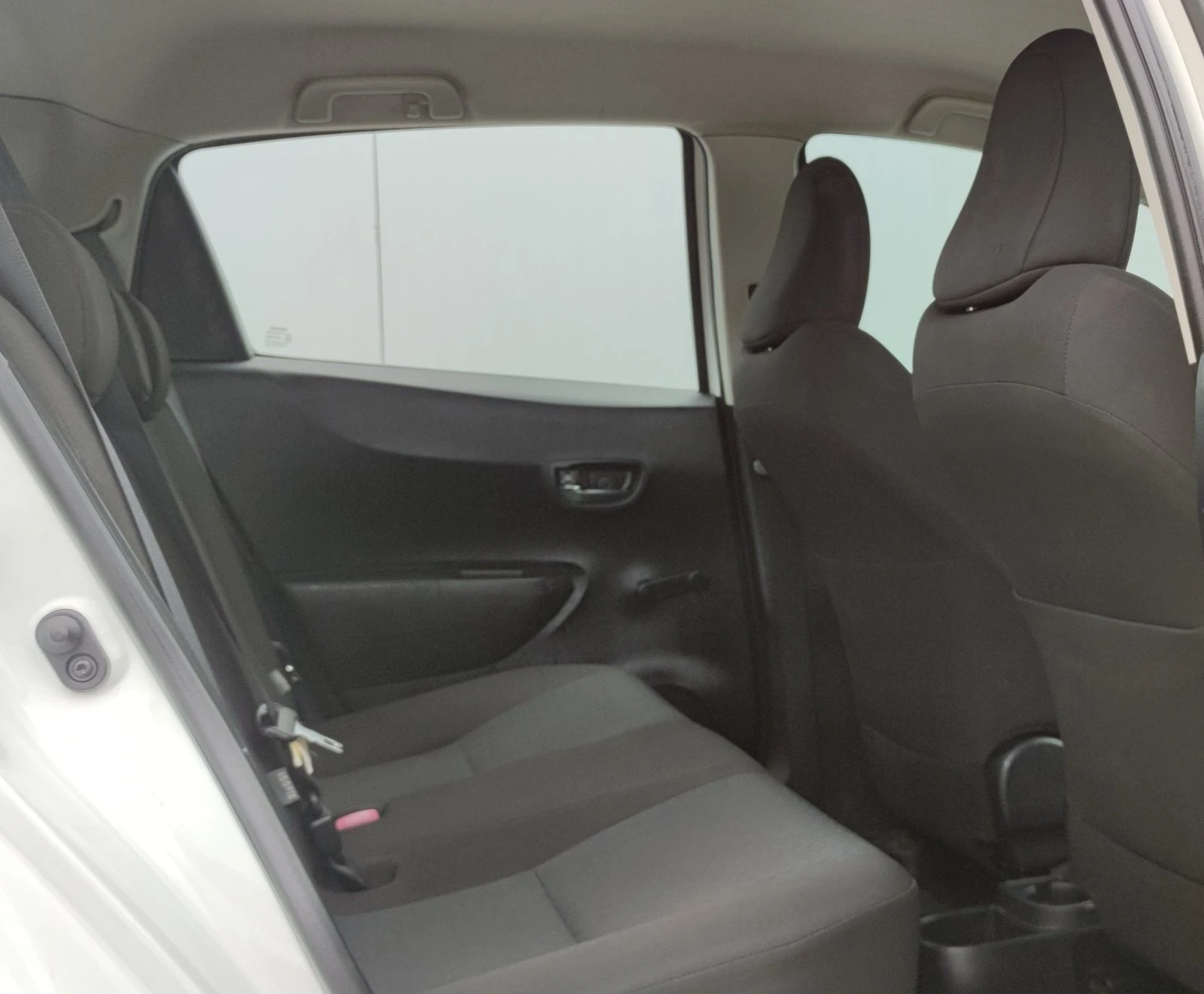 Toyota Yaris 1.4D4D* 90�.�*  | Mobile.bg � ����������� 14