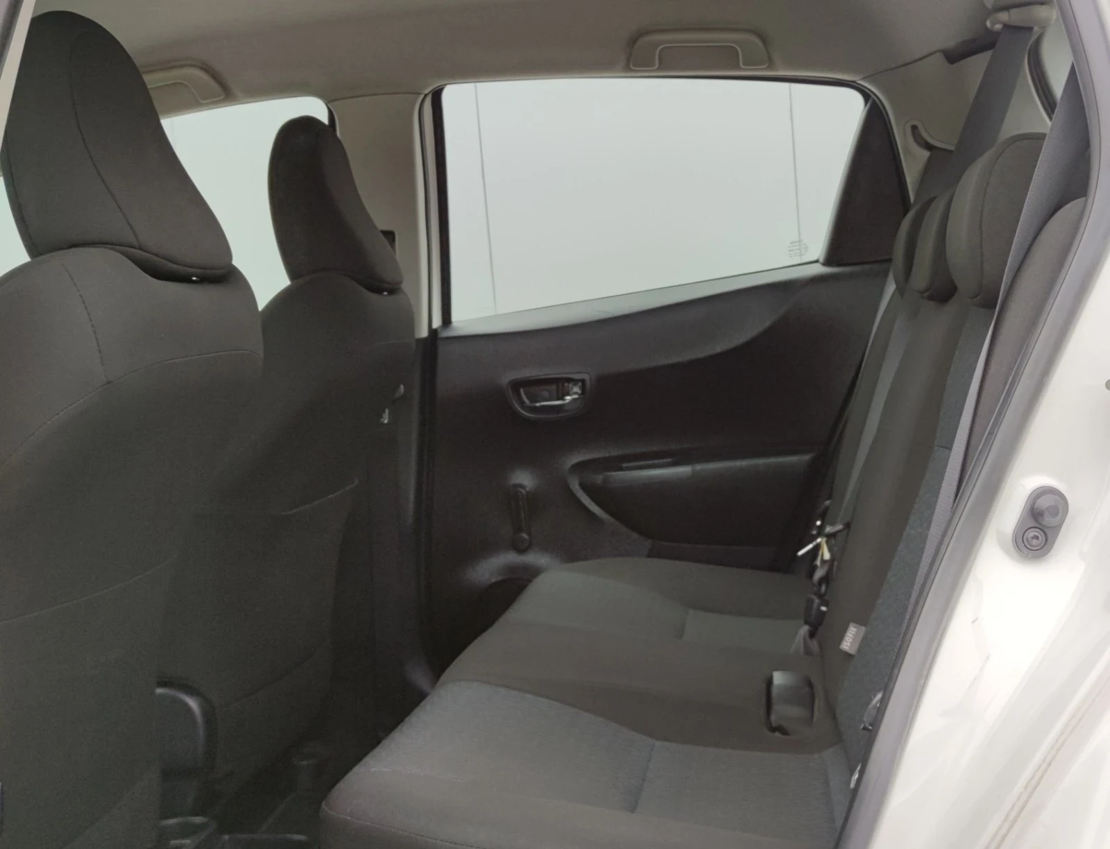 Toyota Yaris 1.4D4D* 90�.�*  | Mobile.bg � ����������� 13