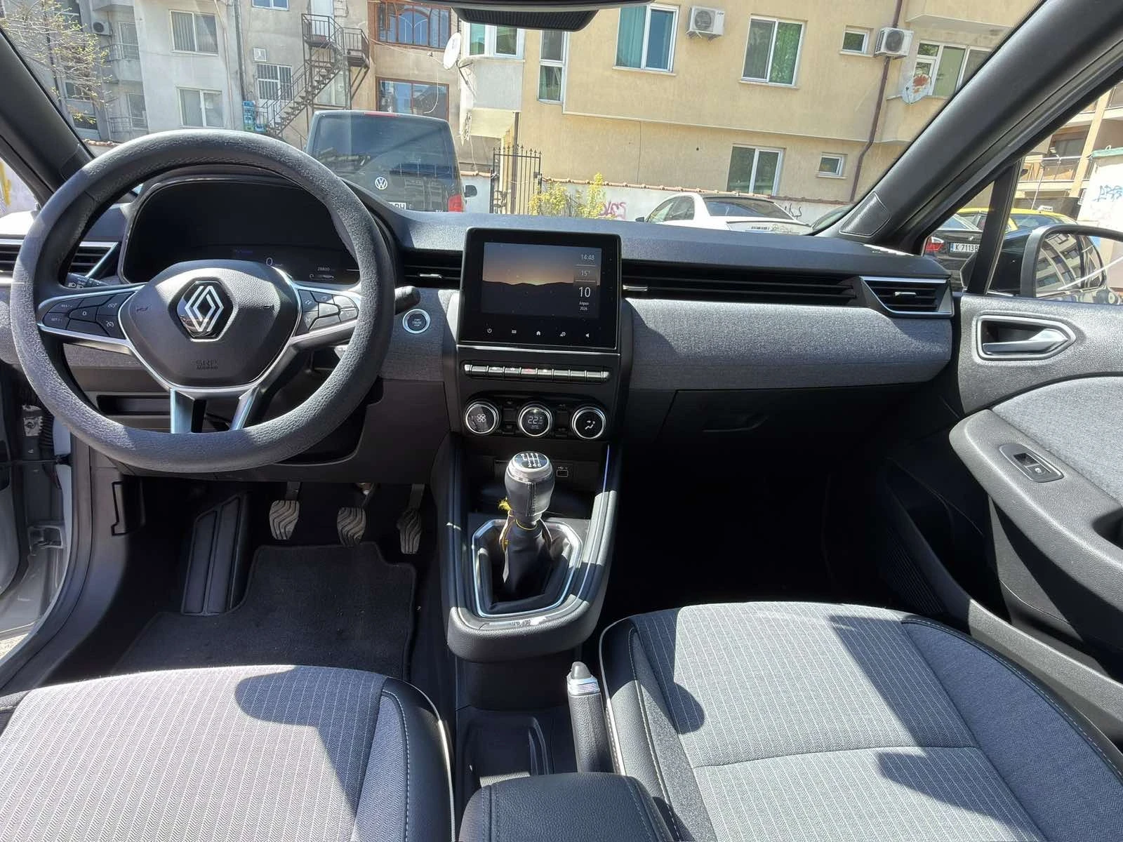 Renault Clio 1.0 TCe 100 LPG, снимка 7 - Автомобили и джипове - 54231694