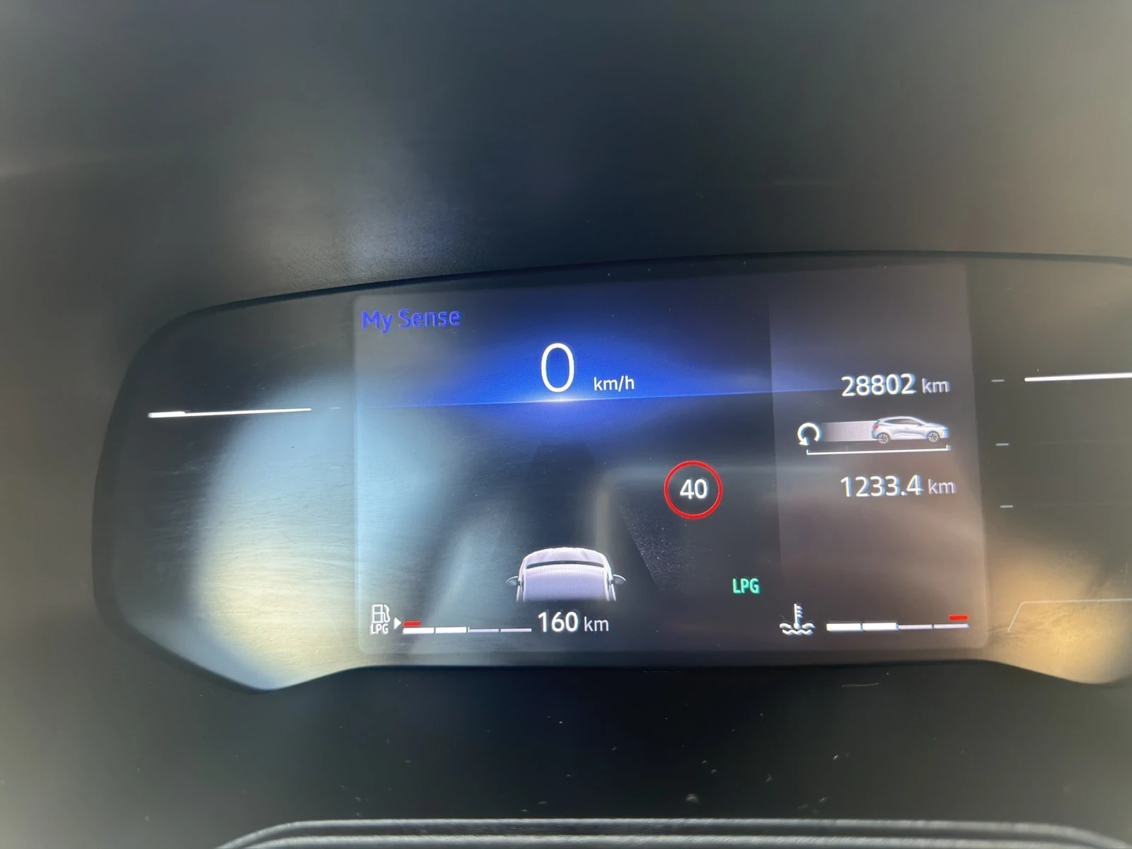 Renault Clio 1.0 TCe 100 LPG, снимка 17 - Автомобили и джипове - 54231694