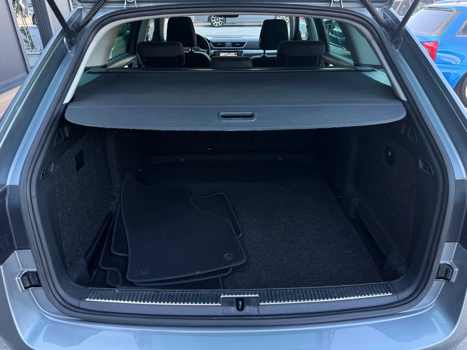 Skoda Superb 4* 4 DSG 2.0tdi 190hp, снимка 12 - Автомобили и джипове - 54918208
