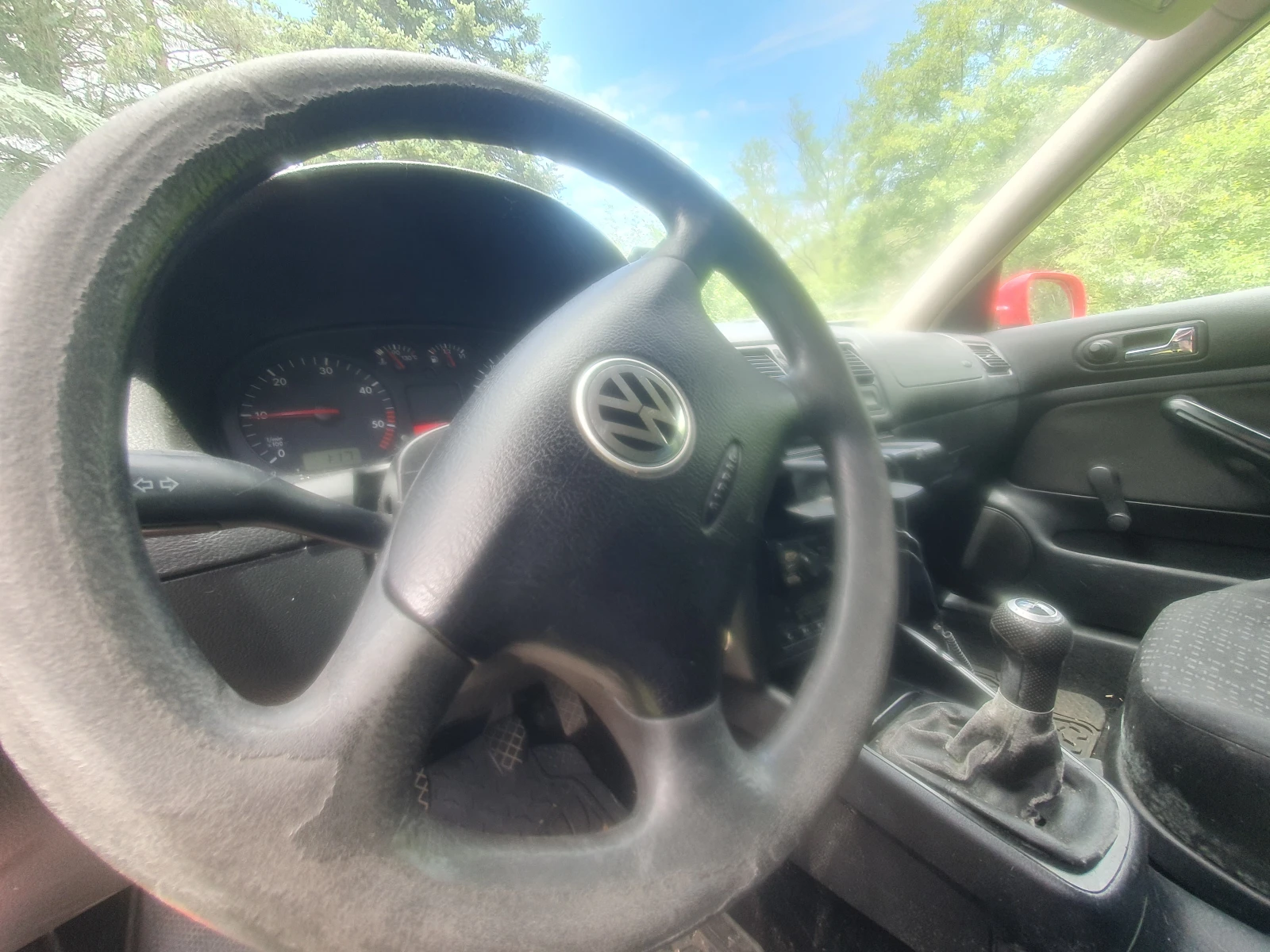 VW Golf 1.9 TDI, снимка 7 - Автомобили и джипове - 54924882
