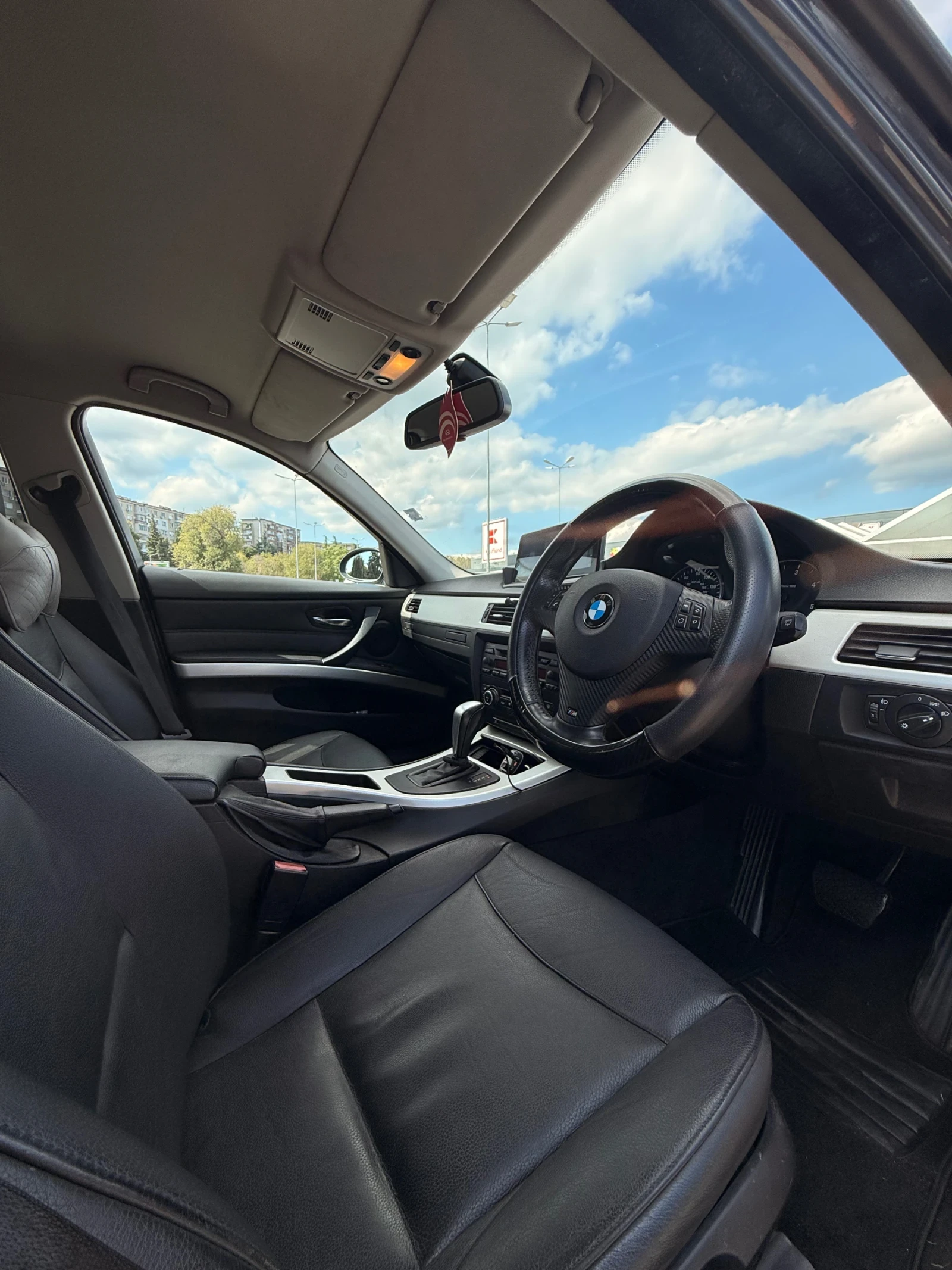 BMW 320, снимка 9 - Автомобили и джипове - 55847586