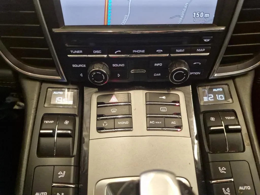 Porsche Panamera 4.8 Turbo, снимка 10 - Автомобили и джипове - 55914321