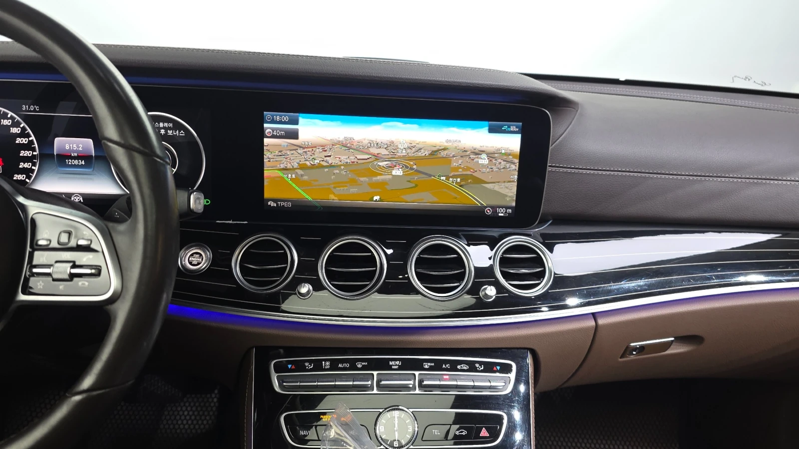 Mercedes-Benz E 450 W213 3.0 4MATIC, снимка 12 - Автомобили и джипове - 55987376