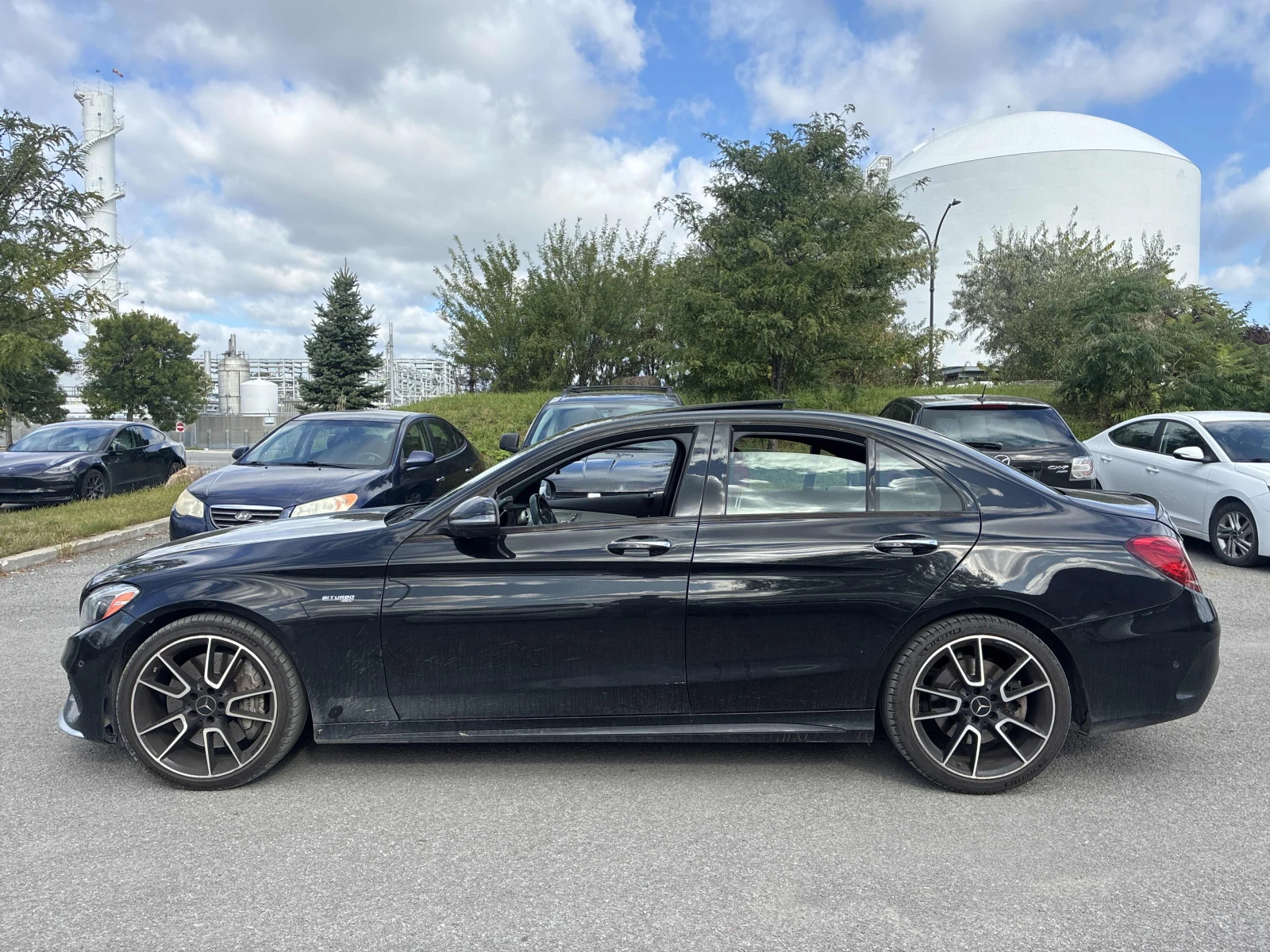 Mercedes-Benz C 43 AMG / Distronic / 360 / Burmester / Carfax, снимка 2 - Автомобили и джипове - 56047581