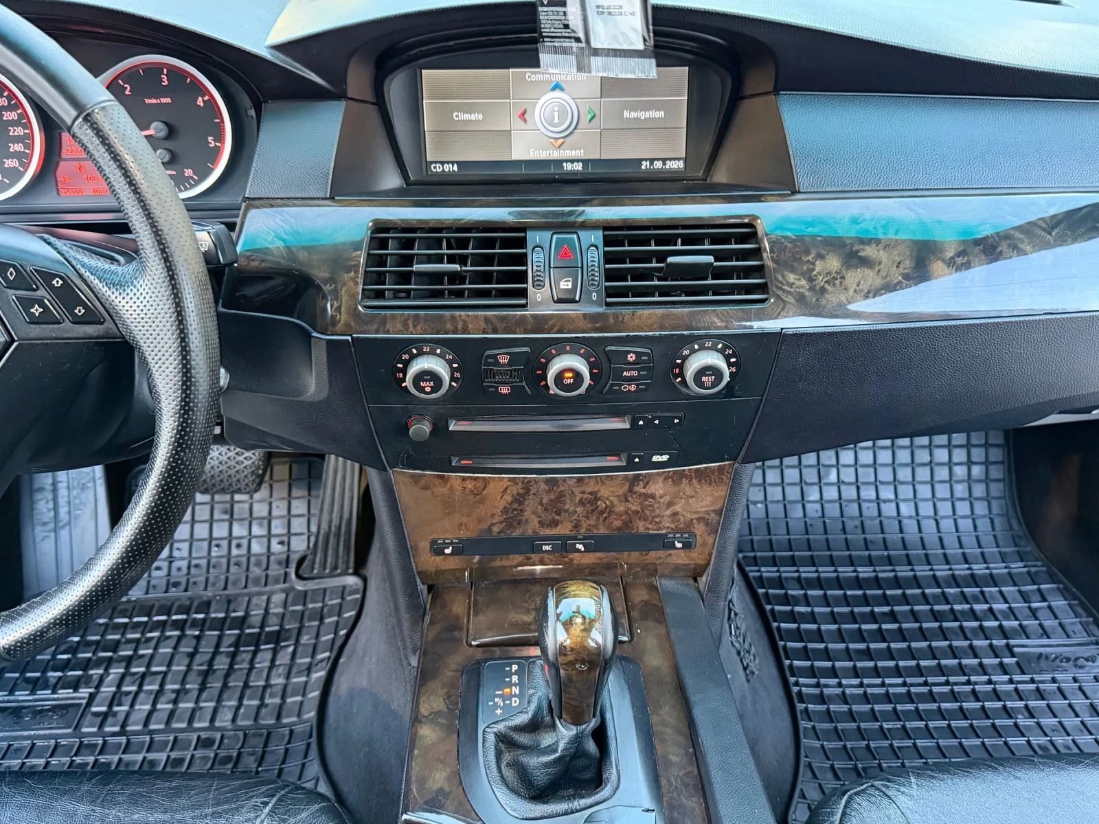 BMW 530 3.0d M57 2006г Xenon, снимка 10 - Автомобили и джипове - 56169225