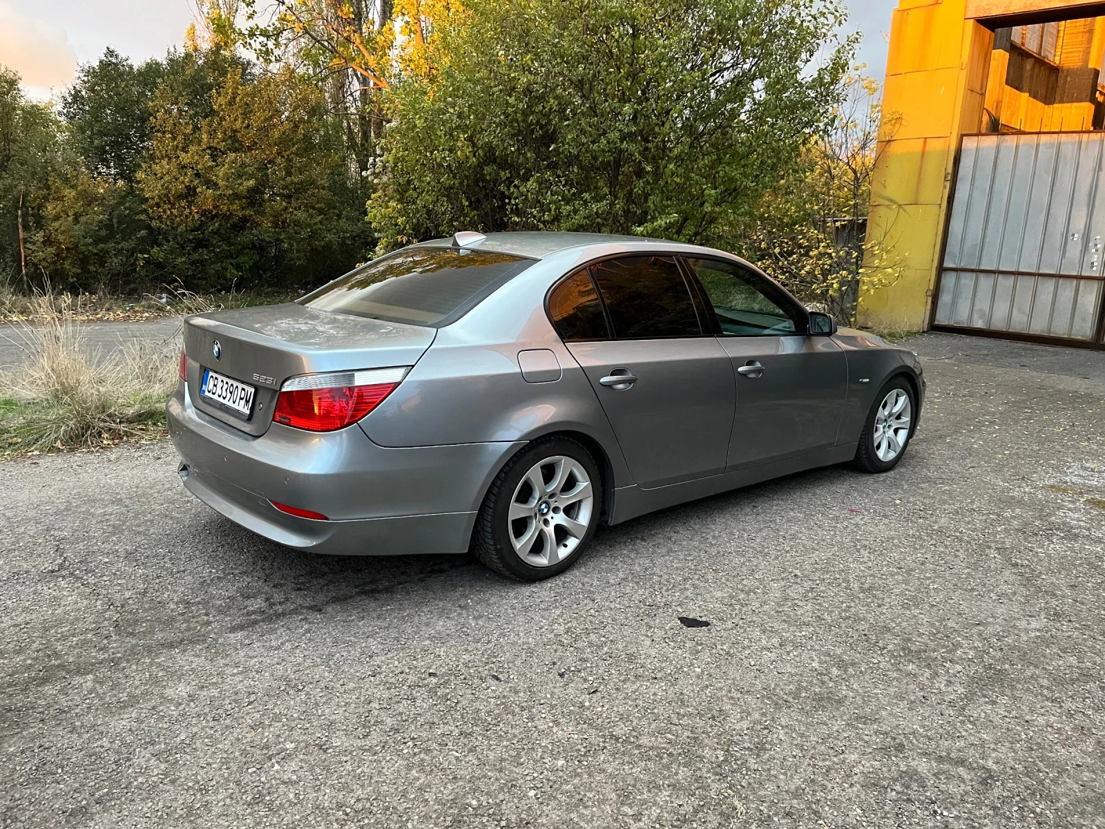 BMW 523, снимка 5 - Автомобили и джипове - 56727692