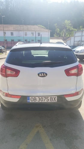 Kia Sportage 2013 - 7900 € / 15451.06 лв. - 36531895 3