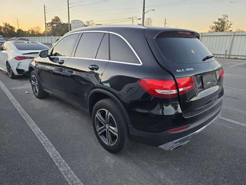 Mercedes-Benz GLC 300 ПОДГРЕВ* КАМЕРА* МЪРТВА* ТОЧКА* КЕЙЛЕС* , снимка 4 - Автомобили и джипове - 48618266