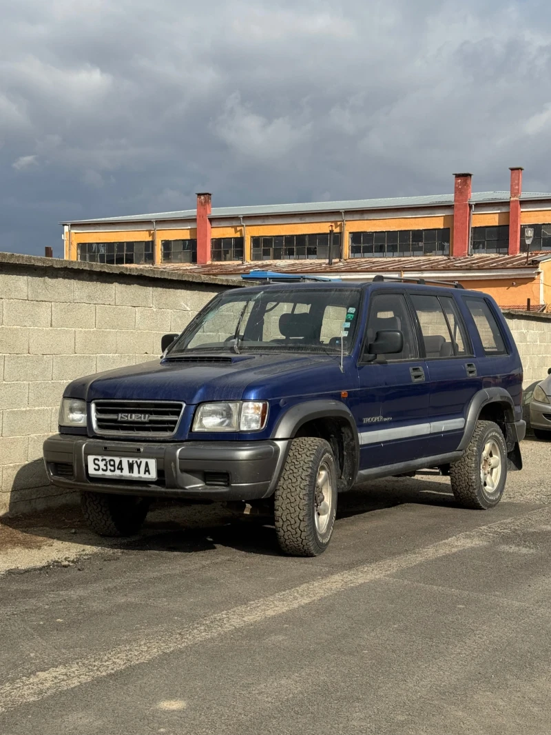 Isuzu Trooper 4JX1, снимка 1 - Автомобили и джипове - 49002206