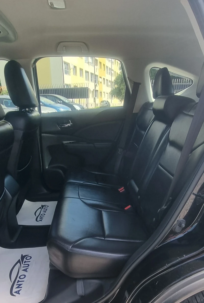 Honda Cr-v 2.0 i-VTEC 4x4  100% Натурален вид!, снимка 11 - Автомобили и джипове - 51159681