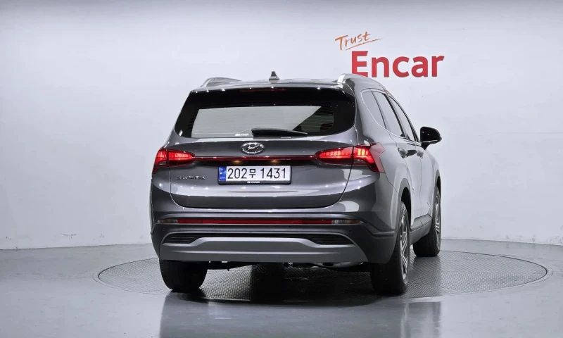 Hyundai Santa fe Diesel 2.2 2Wd Prestige, снимка 4 - Автомобили и джипове - 52624694