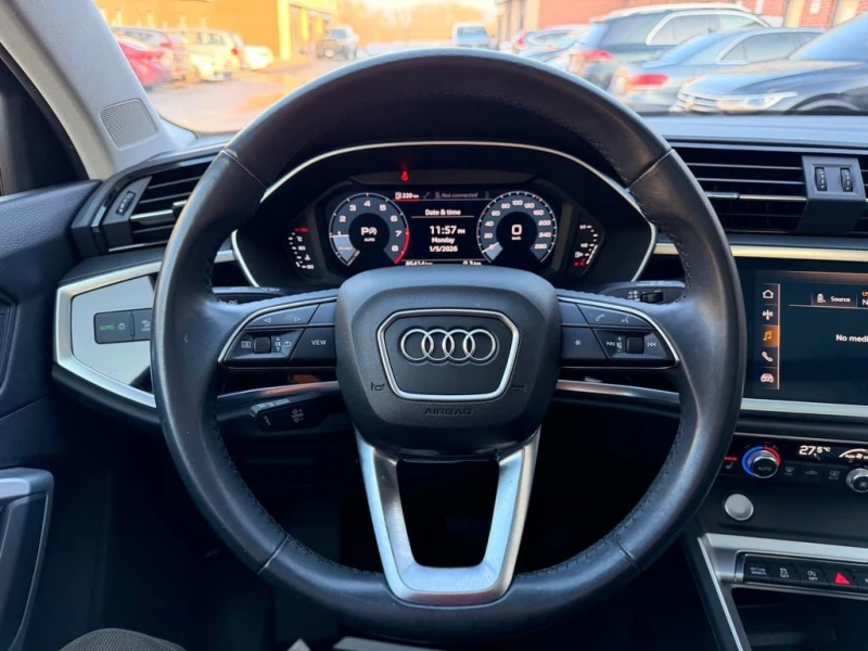 Audi Q3 * Komfort * CARFAX * ЦЕНА ДО БГ, снимка 9 - Автомобили и джипове - 53048183