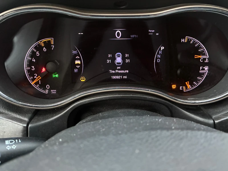 Jeep Grand cherokee LIMITED 5.7HEMI ПЕРФЕКТЕН, снимка 10 - Автомобили и джипове - 53120673