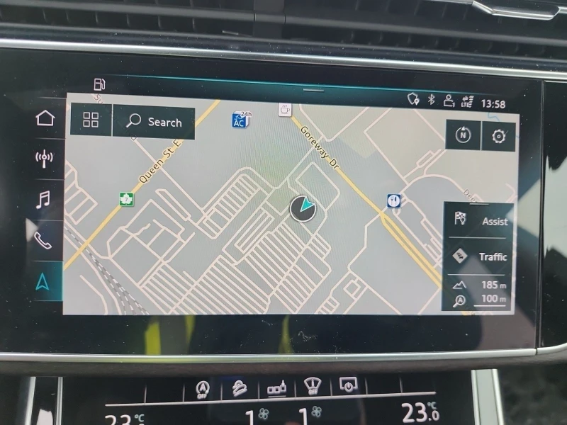 Audi Q8 TECHNIK С РЕГИСТРАЦИЯ & АВТО КРЕДИТ, снимка 11 - Автомобили и джипове - 53386318