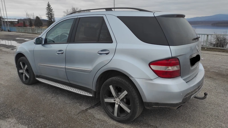 Mercedes-Benz ML 320, снимка 6 - Автомобили и джипове - 53393593
