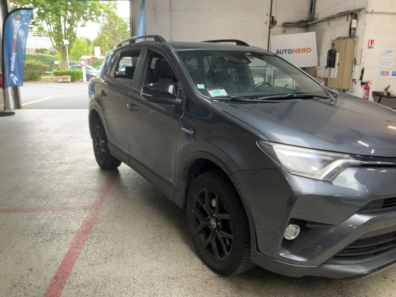 Toyota Rav4, снимка 8 - Автомобили и джипове - 54910302