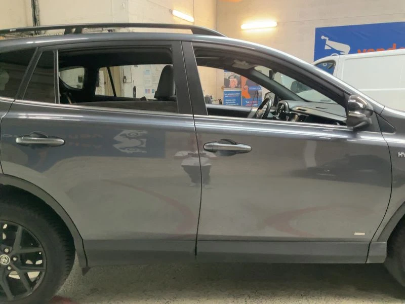 Toyota Rav4, снимка 7 - Автомобили и джипове - 54910302
