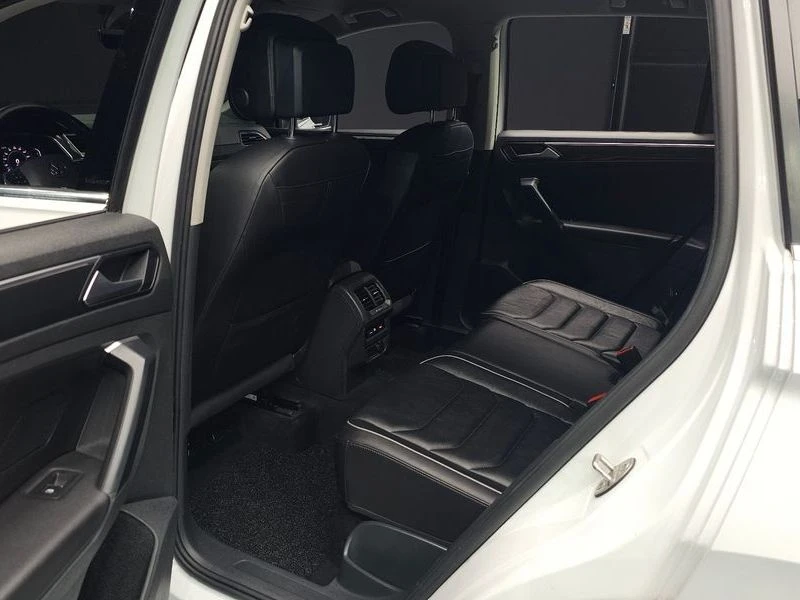 VW Tiguan 2.0 TDI Premium| 140к.с.| ВКЛ.ТЕХНОТЕСТ, снимка 12 - Автомобили и джипове - 55650475