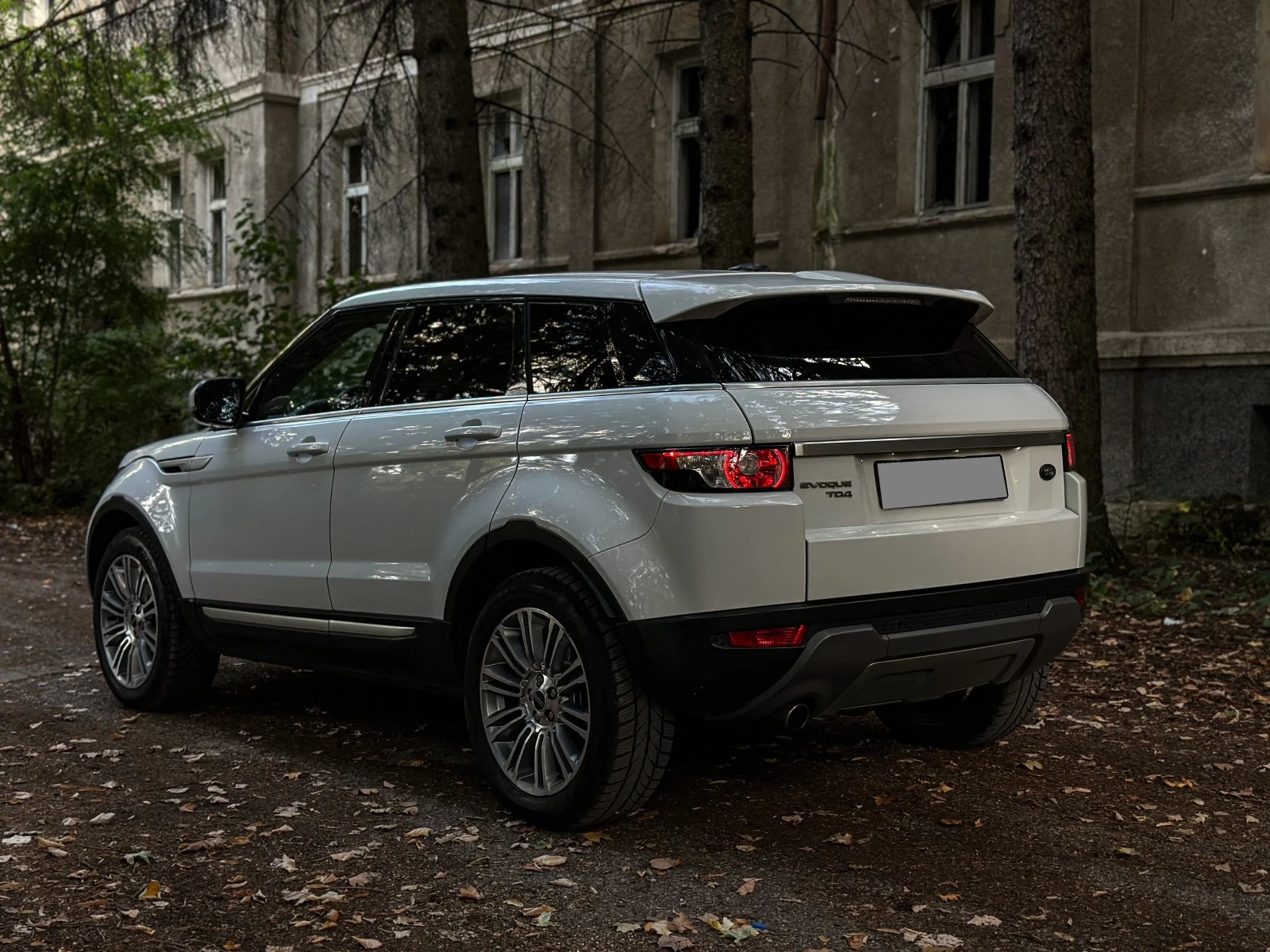 Land Rover Range Rover Evoque 2.2SD4 - изображение 6