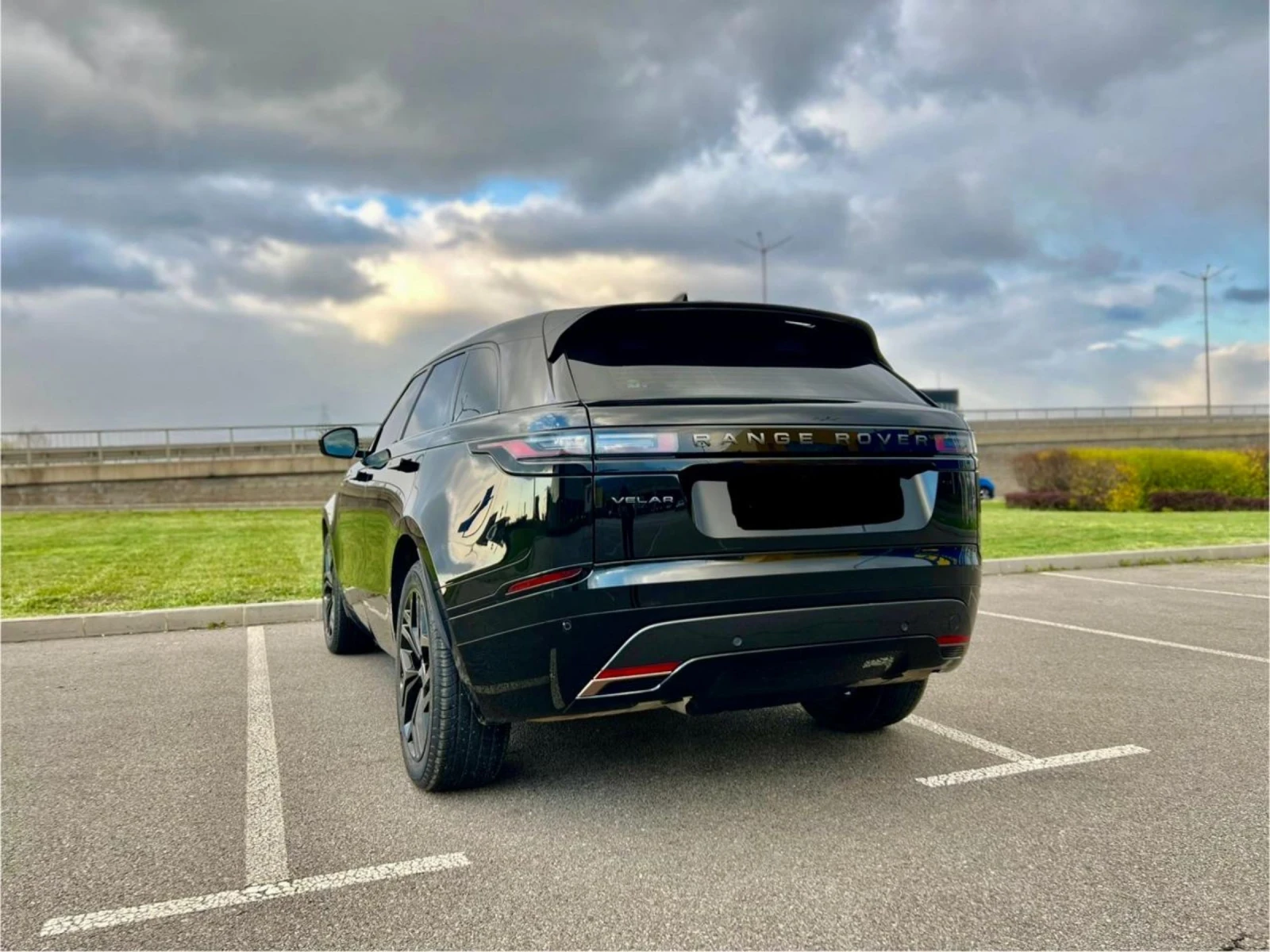 Land Rover Range Rover Velar P250 - изображение 4